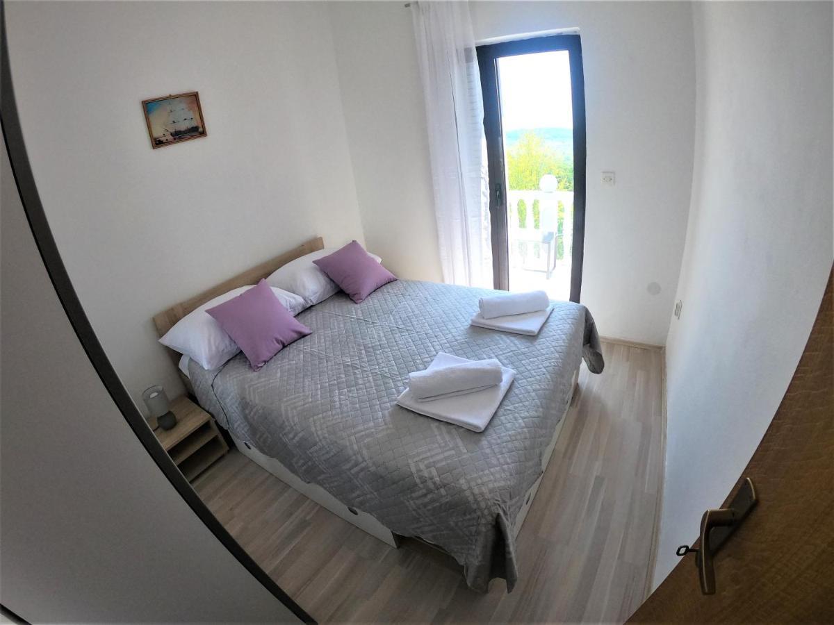 Apartman Tina Razanac Exterior photo
