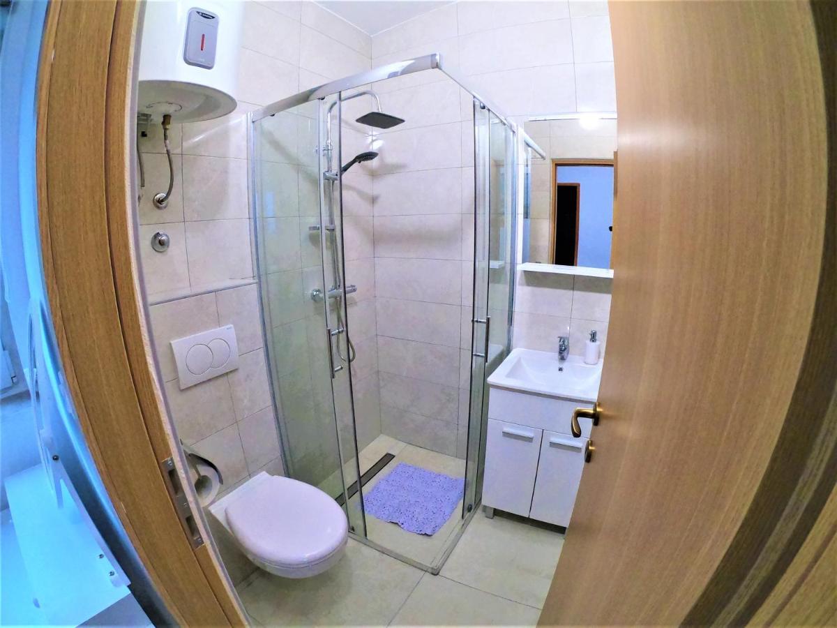 Apartman Tina Razanac Exterior photo